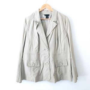 Lane Bryant Cream Lightweight Collared Button Jacket Sz 14/16